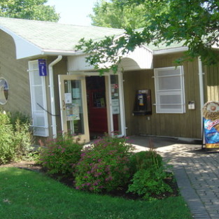 bureau-d-information-touristique-bureau-d-information-touristique-de-shawinigan-saint-etienne-des-gres-268441196