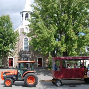 Tracteur et carriole