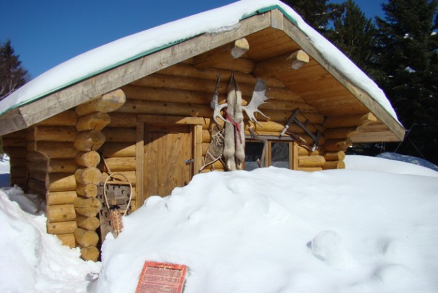 auberge-trappeur-camp-bucheron-hiver